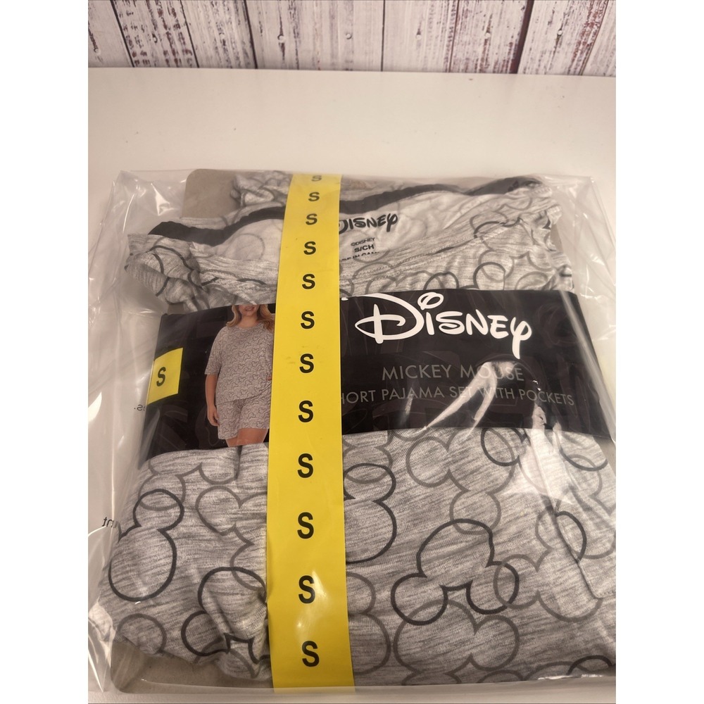 NEW Disney Women's 2 Piece Short Pajama Set Small Gray Mickey Mouse